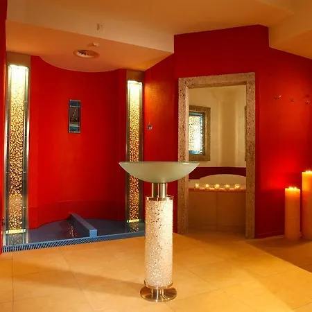 فندق شوارزر أدلر 4*