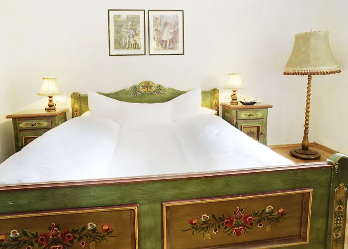 Schwarzer Adler Hotel 4*