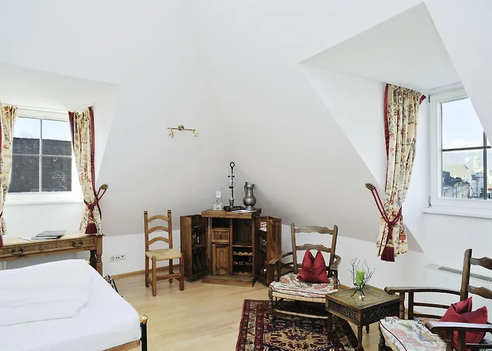 Schwarzer Adler Hotel 4*