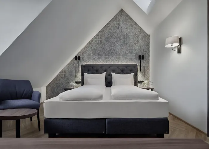 Schwarzer Adler Hotel 4*