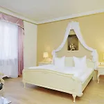 شوارزر أدلر فندق 4*