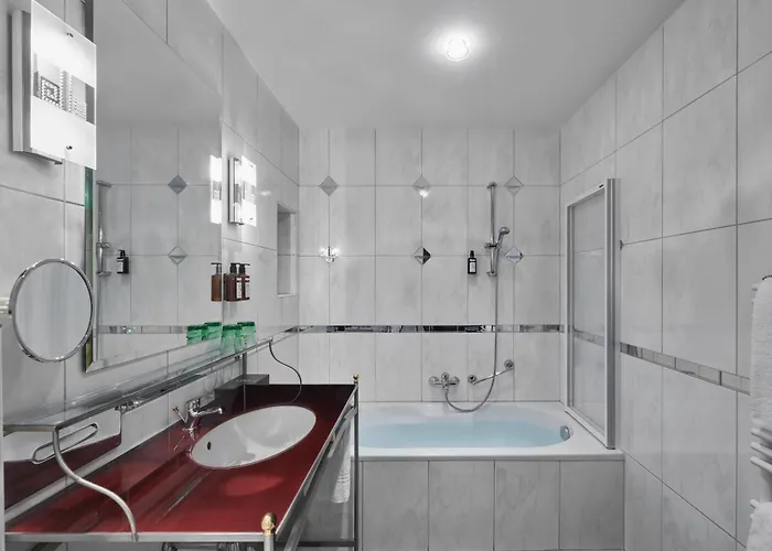Schwarzer Adler 4* Innsbruck